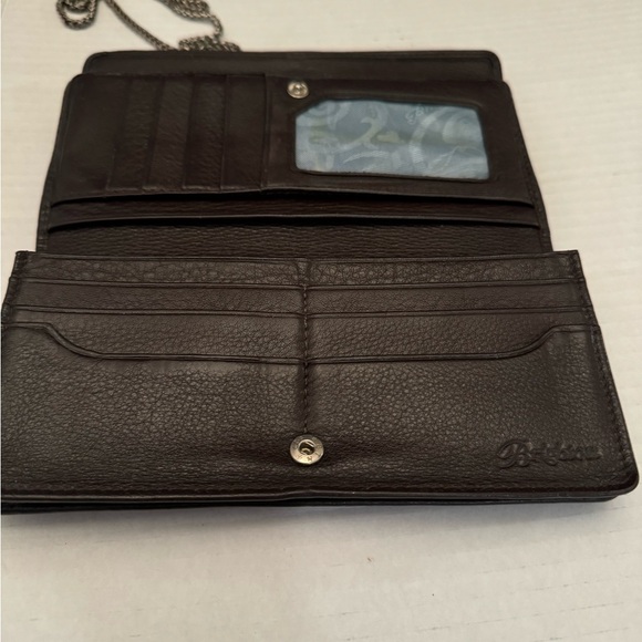 Brighton Brown Crossbody Bag with Textured Leather and Chain Strap - Picture 4 of 7